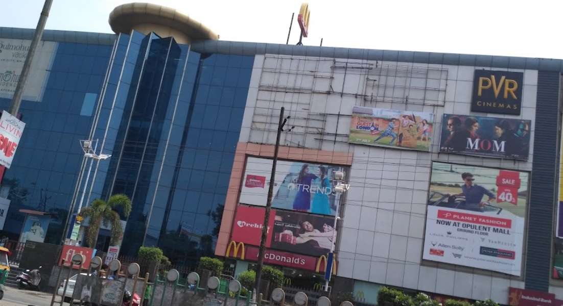 The Opulent Mall,  Nehru Nagar