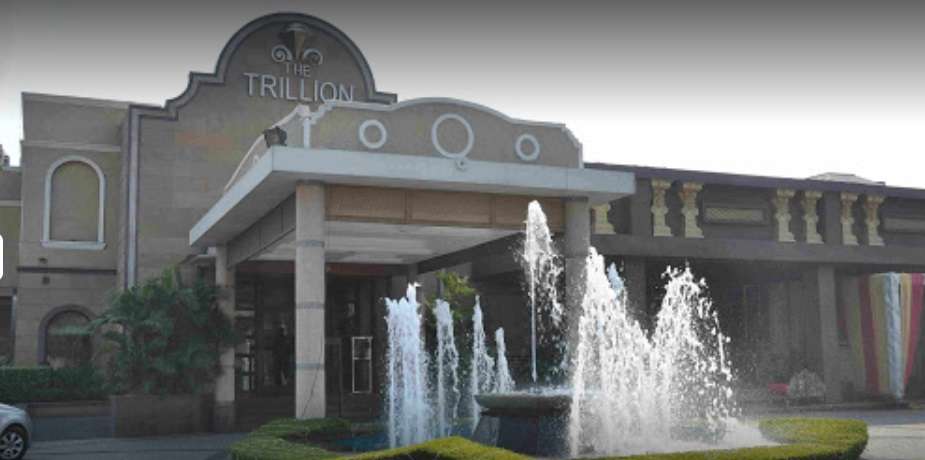 Trillion Hotel,  Sultanpur