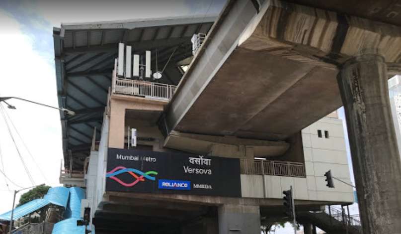 Versova Metro Station,  Shastri Nagar