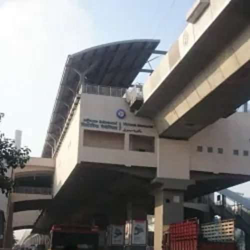 Victoria Memorial Metro Station,  Chanakyapuri