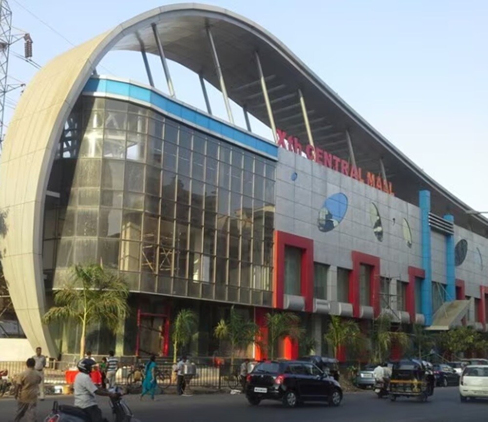 Xth Central Mall Kandivali West