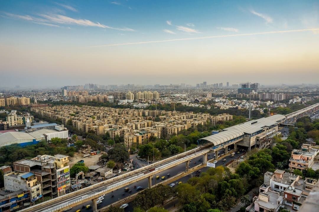 Banashankari_a city with a lot of tall buildings