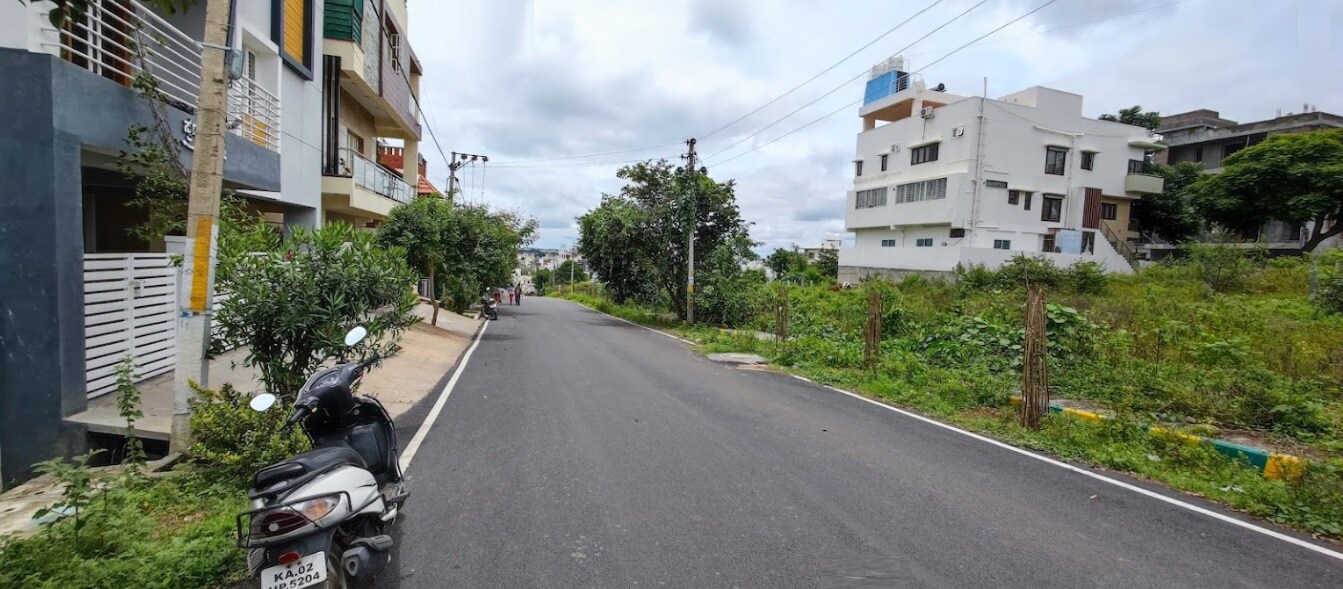 Bharat Nagar_a motorcycle is parked on the side of the road