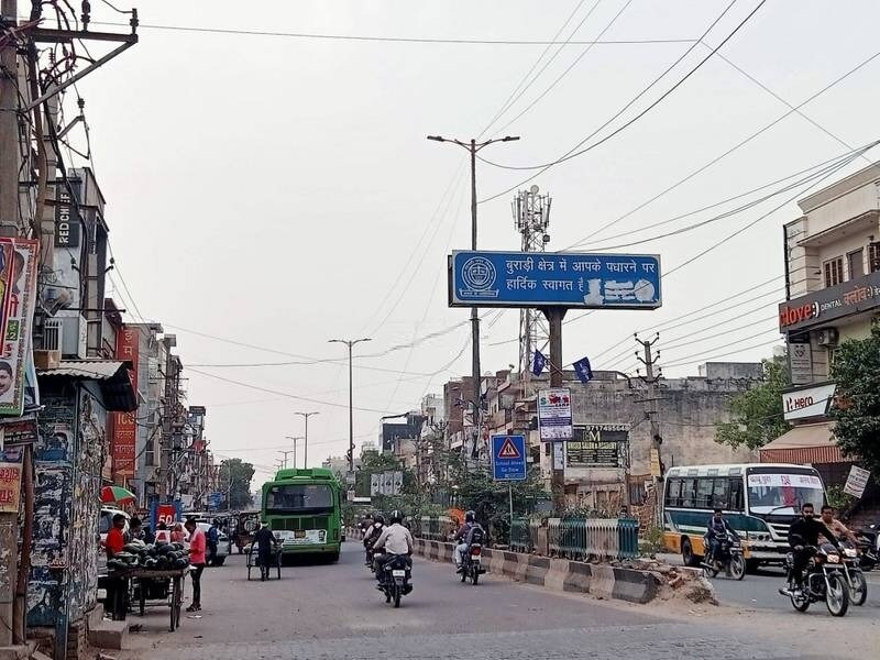 Burari_a street sign on a city street
