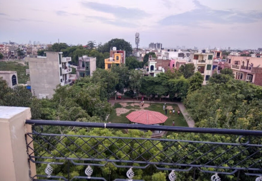 Krishna Nagar_a view from a balcony of a city