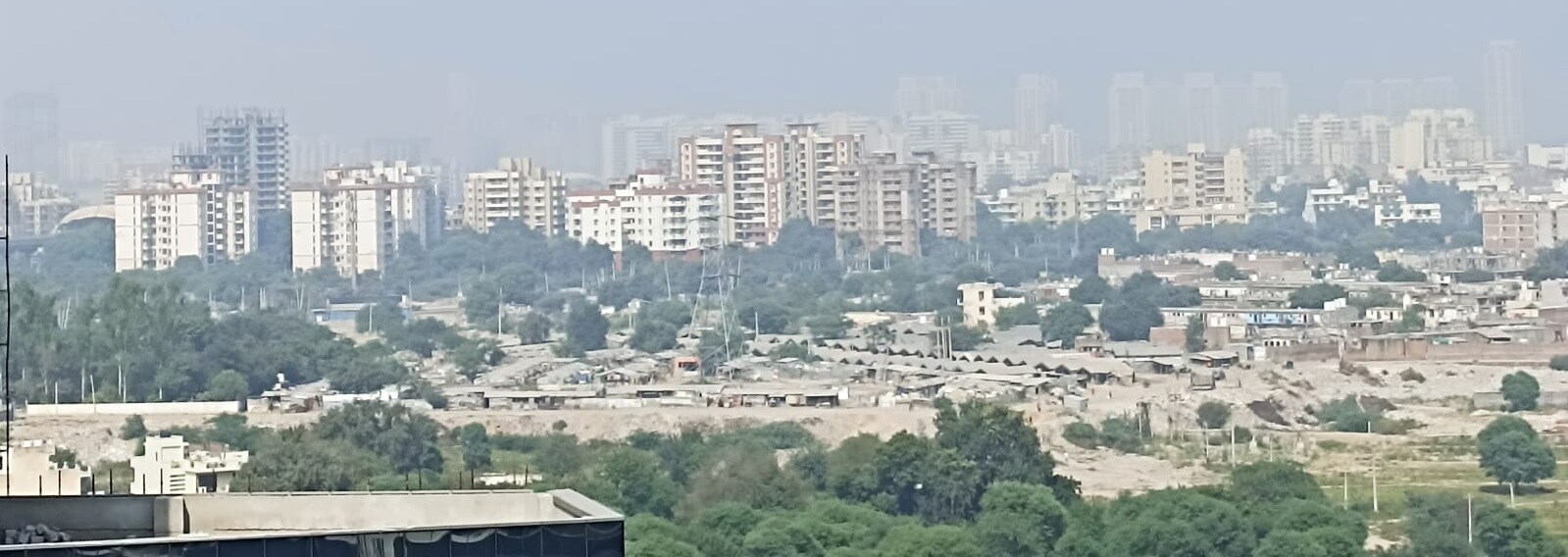 Sector 56_a city with a lot of tall buildings