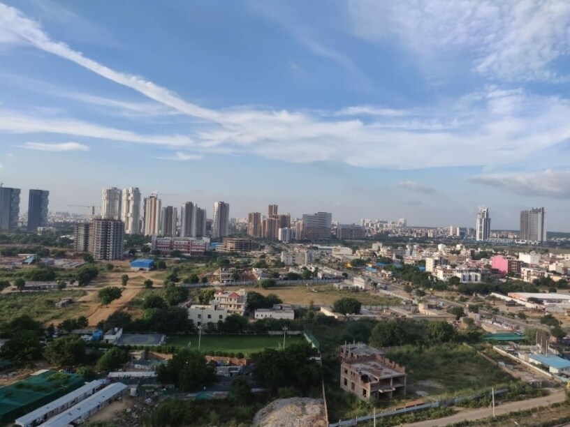 Sector 63_a city with lots of tall buildings