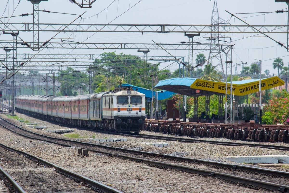 Ghatkesar_a train that is sitting on the tracks