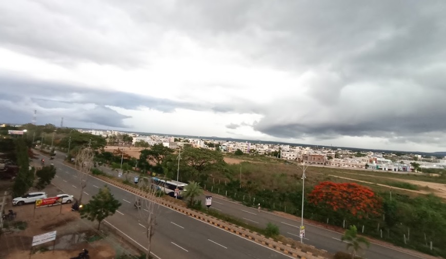 Kamareddy_a large body of water on a cloudy day