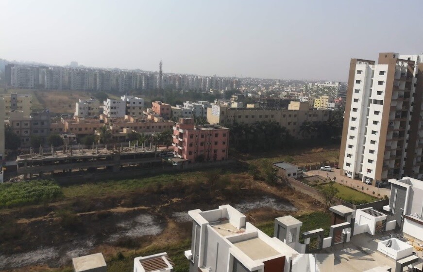Chikhali_a large building with a lot of windows on top of it