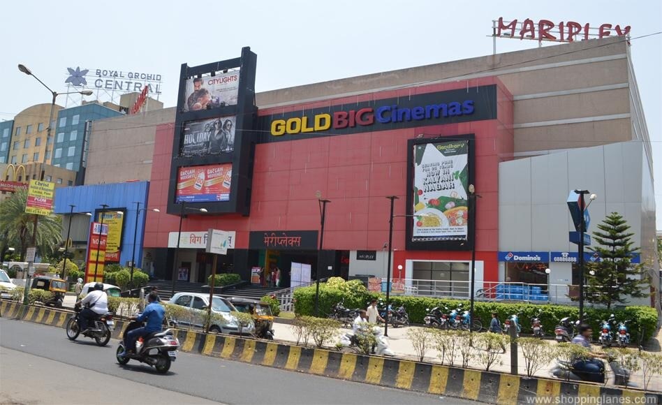 Kalyani Nagar_motorcycles are parked on the side of the road