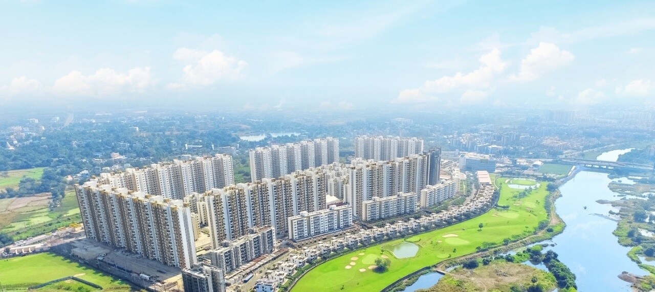 Dombivli East_a large city with a large building on top of it