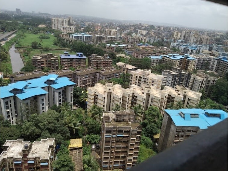 Kalyan East_a cityscape of a city with tall buildings