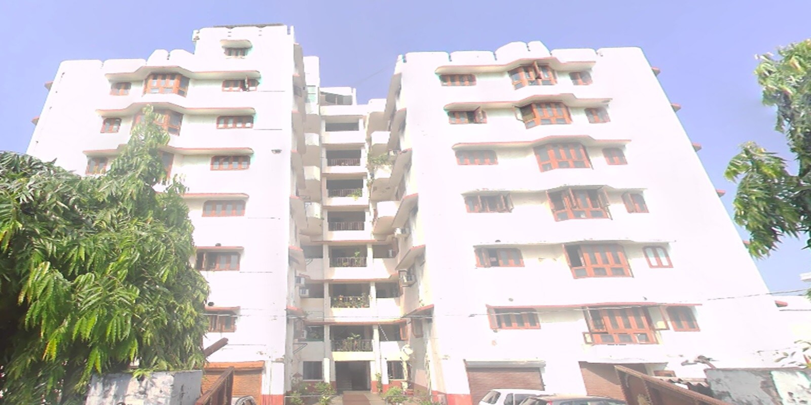 Arunachalam Apartments Husainganj