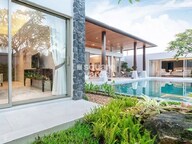 Coronation Amy Villa Amenities-Features