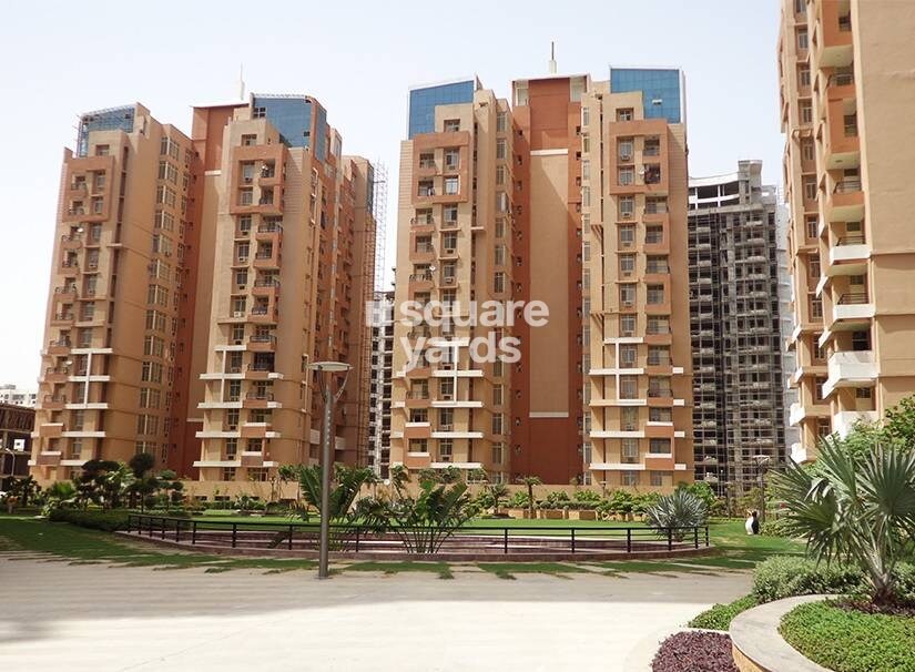 Eldeco Elegance Tower View 1