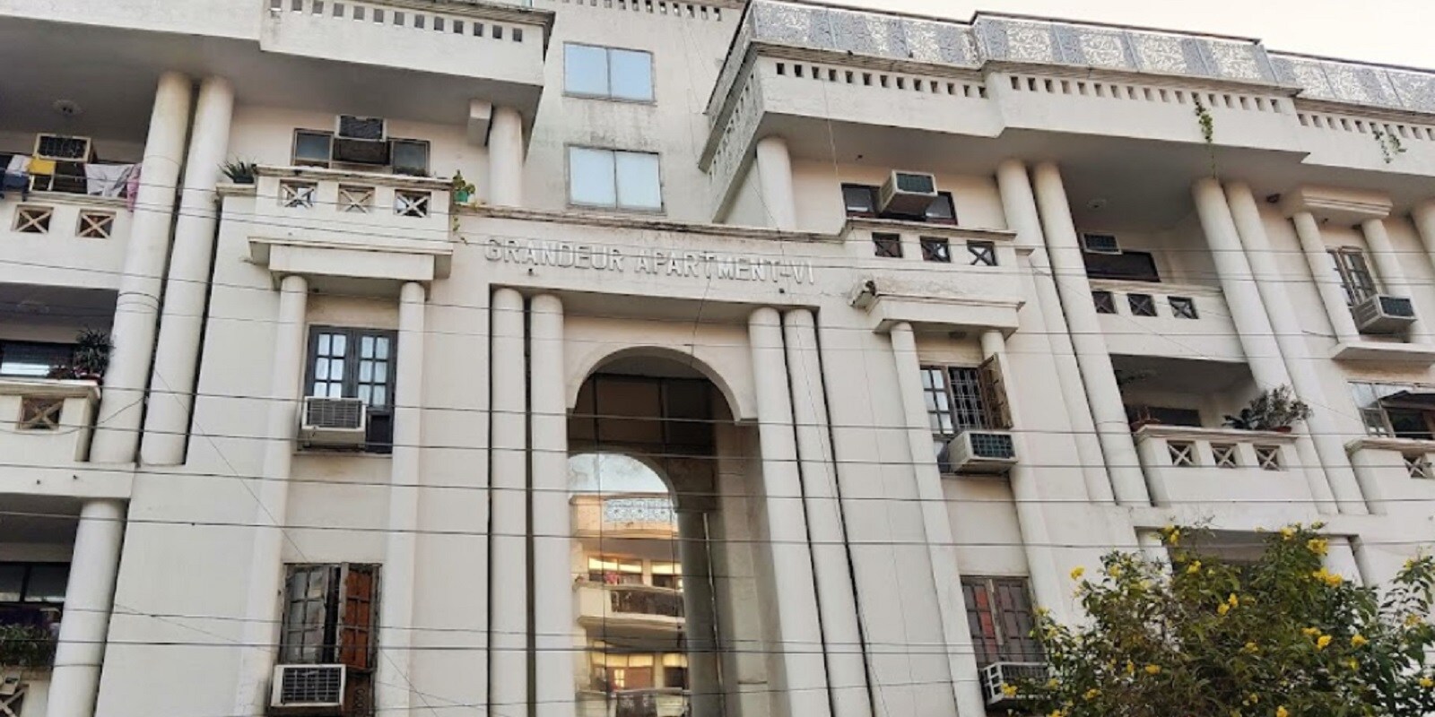 Grandeur Apartments Butler Colony