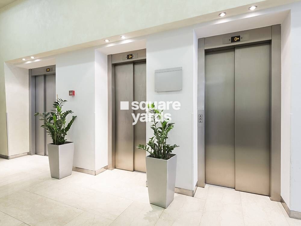 Omaxe Metro City Lift Lobby Image