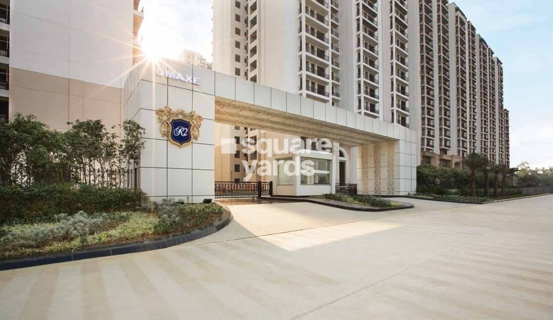 Omaxe R2 Entrance View