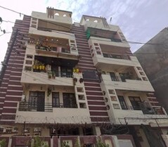 Royal Galaxy Apartments