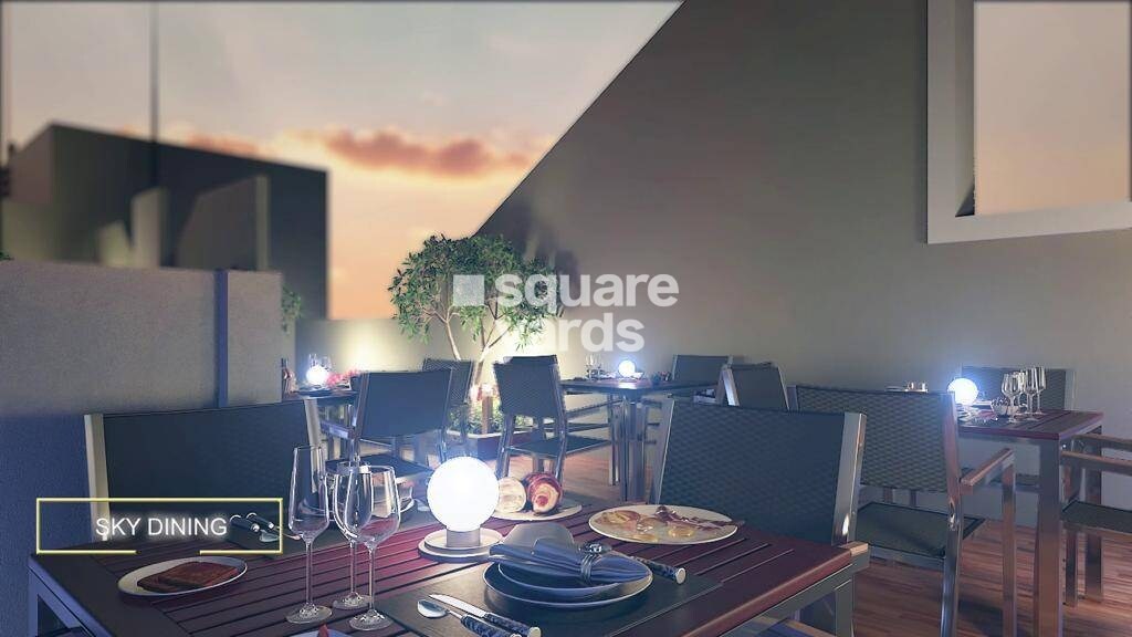 3 Aces The Signature Tower