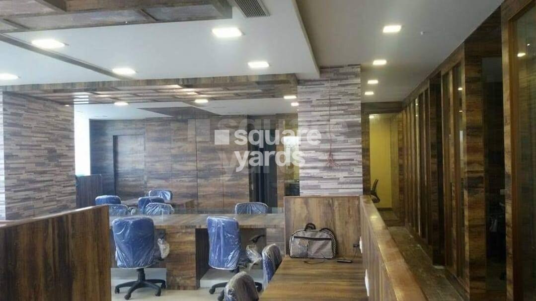 32 Corporate Avenue Amenities-Features 1