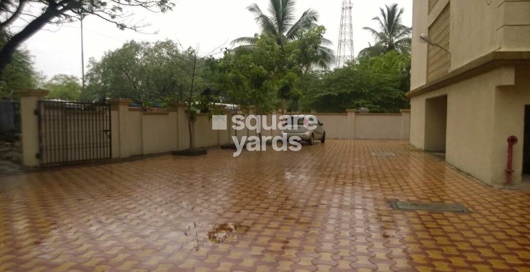 Abhinandan CHS Amenities-Features