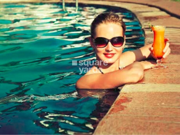 Acme Oasis Amenities-Features 1