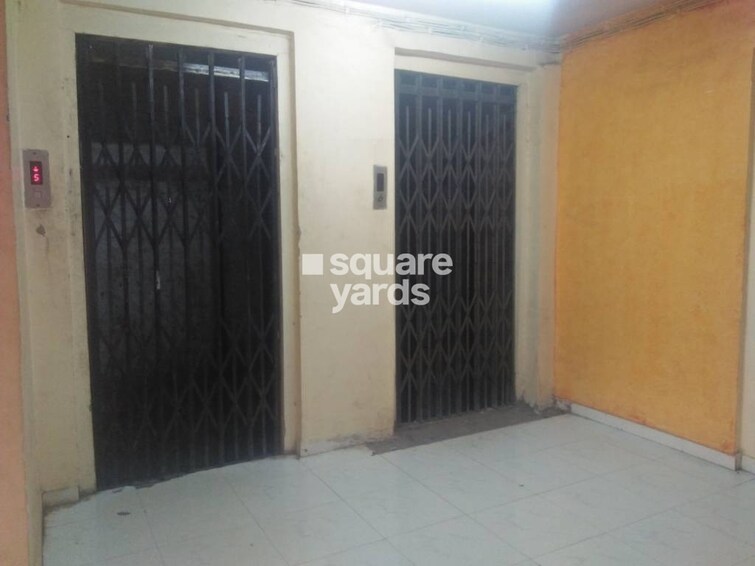 AR Avenue Andheri West Lift Lobby Image