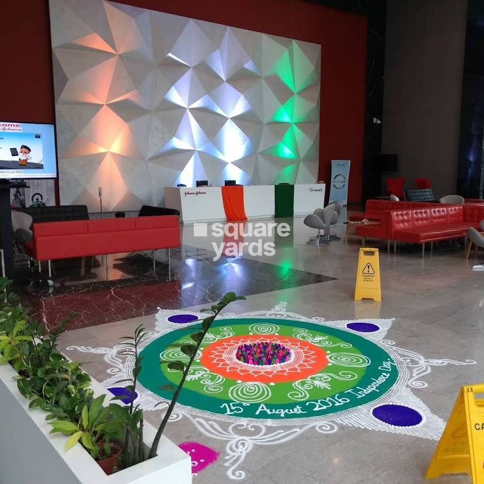 Arena Space Lift Lobby Image