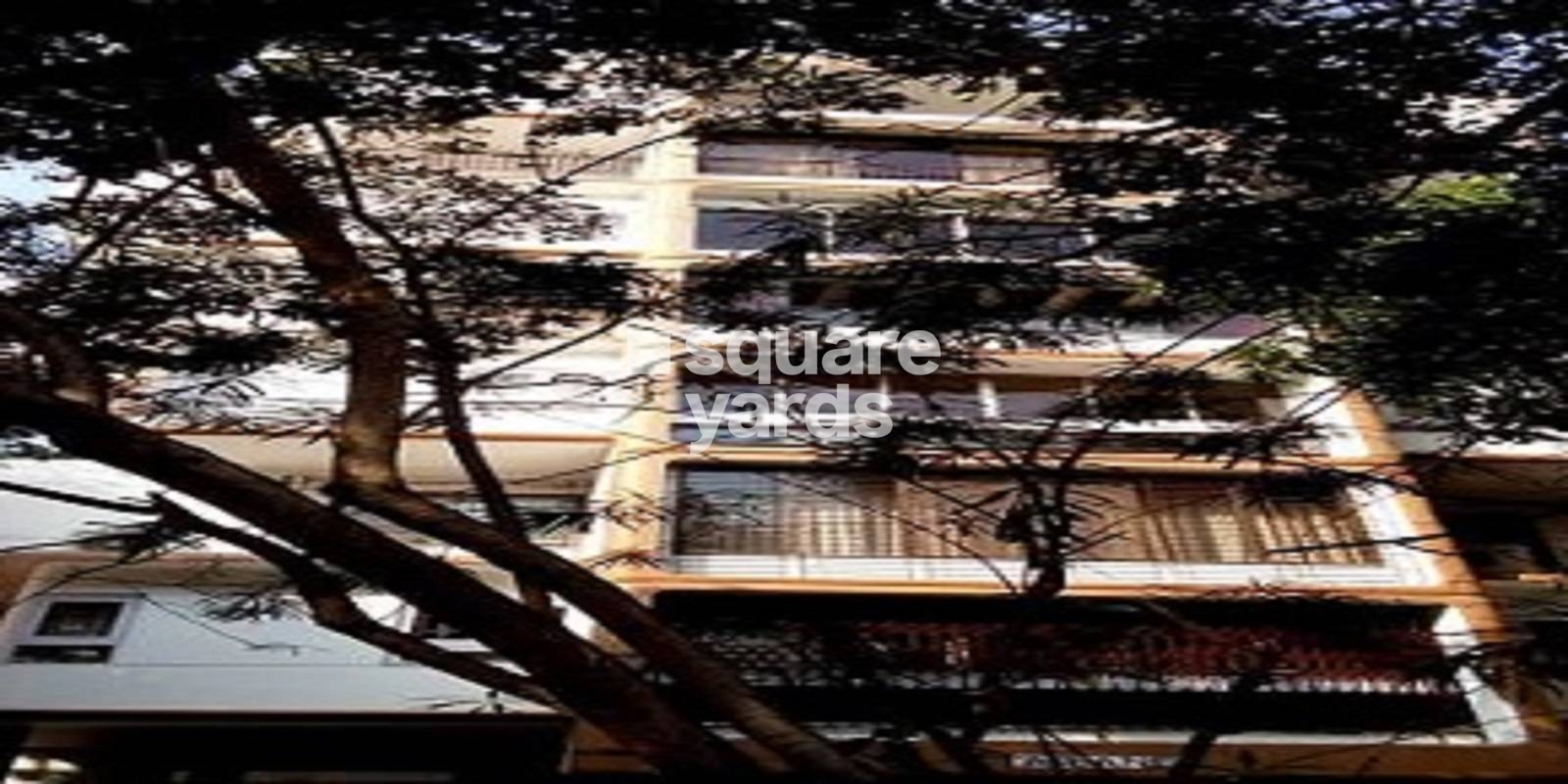 Ariane Apartment Cover Image