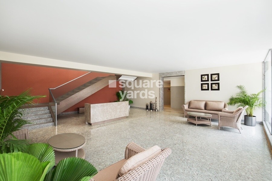 Ashford Royale Waiting Lounge