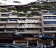 Carlton Court Apartment