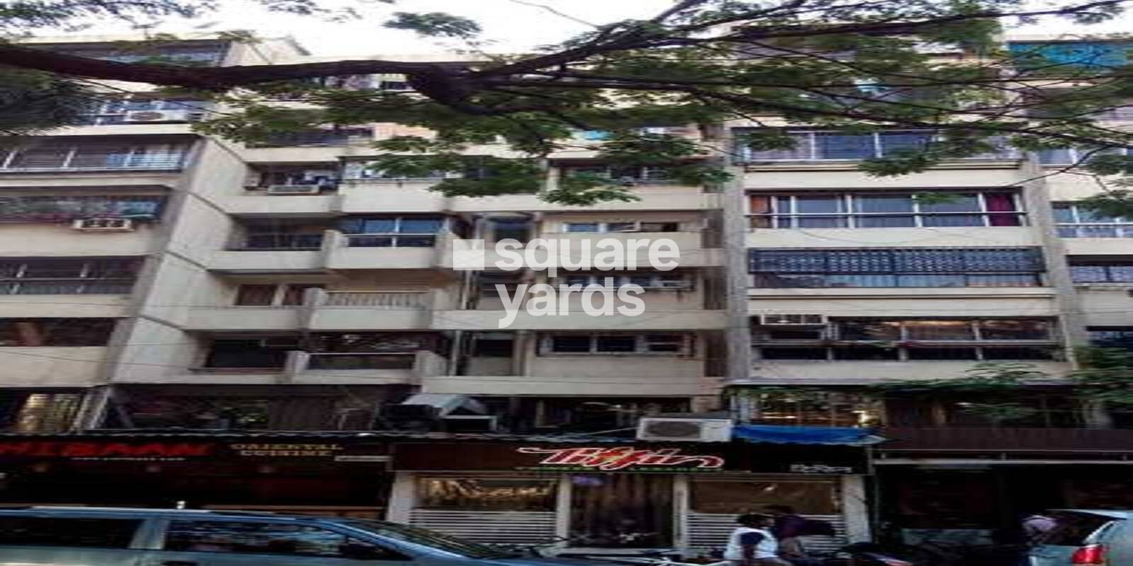 carlton-court-apartment