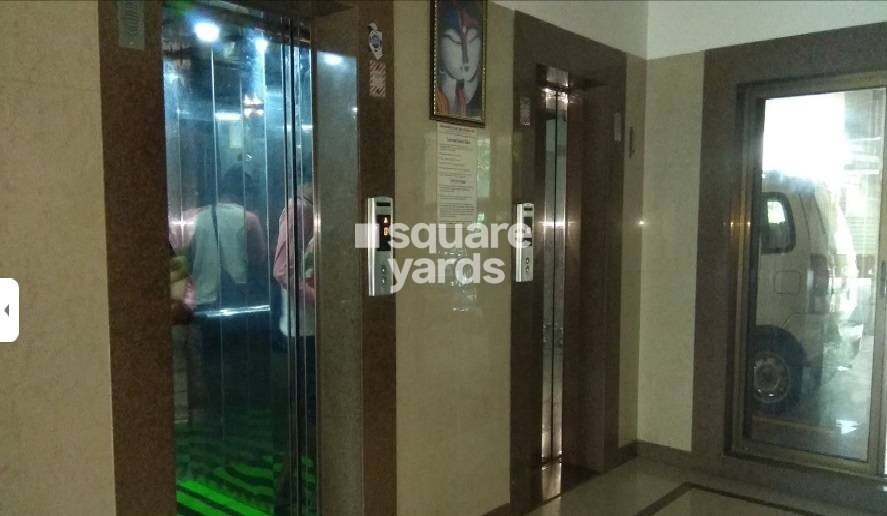 Chandak Boulevard 15 Lift Lobby Image