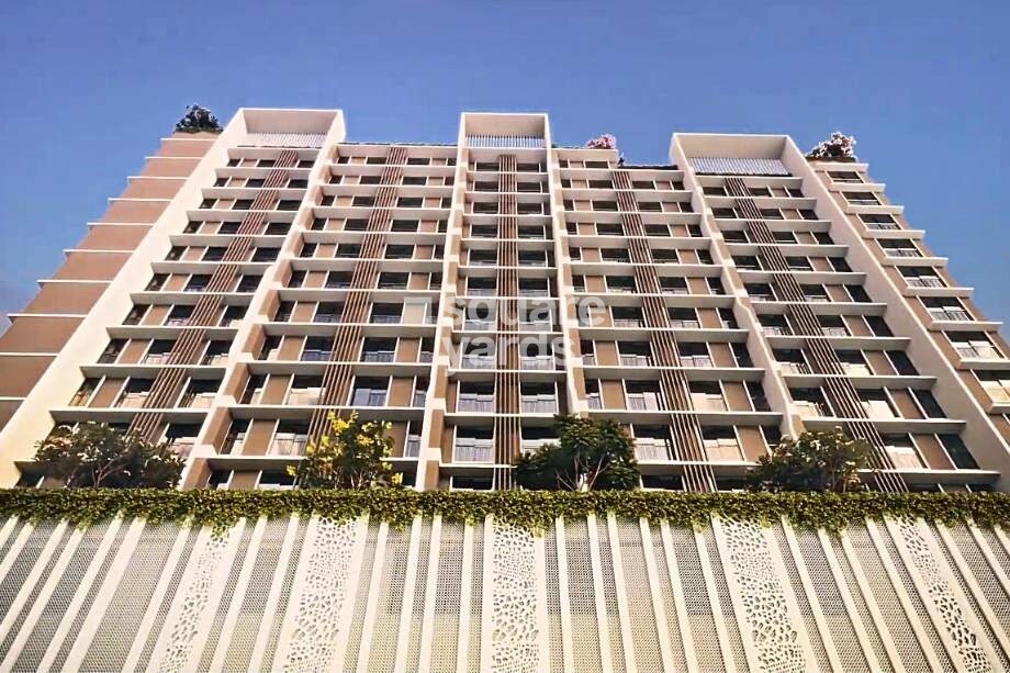 Crescent Silverwoods Tower View 3