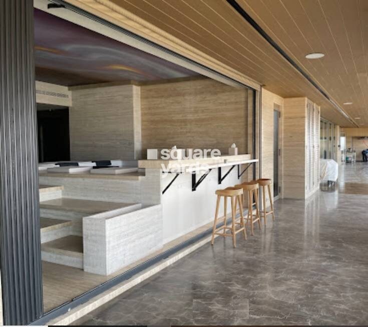 Crystal Atlantis Amenities-Features