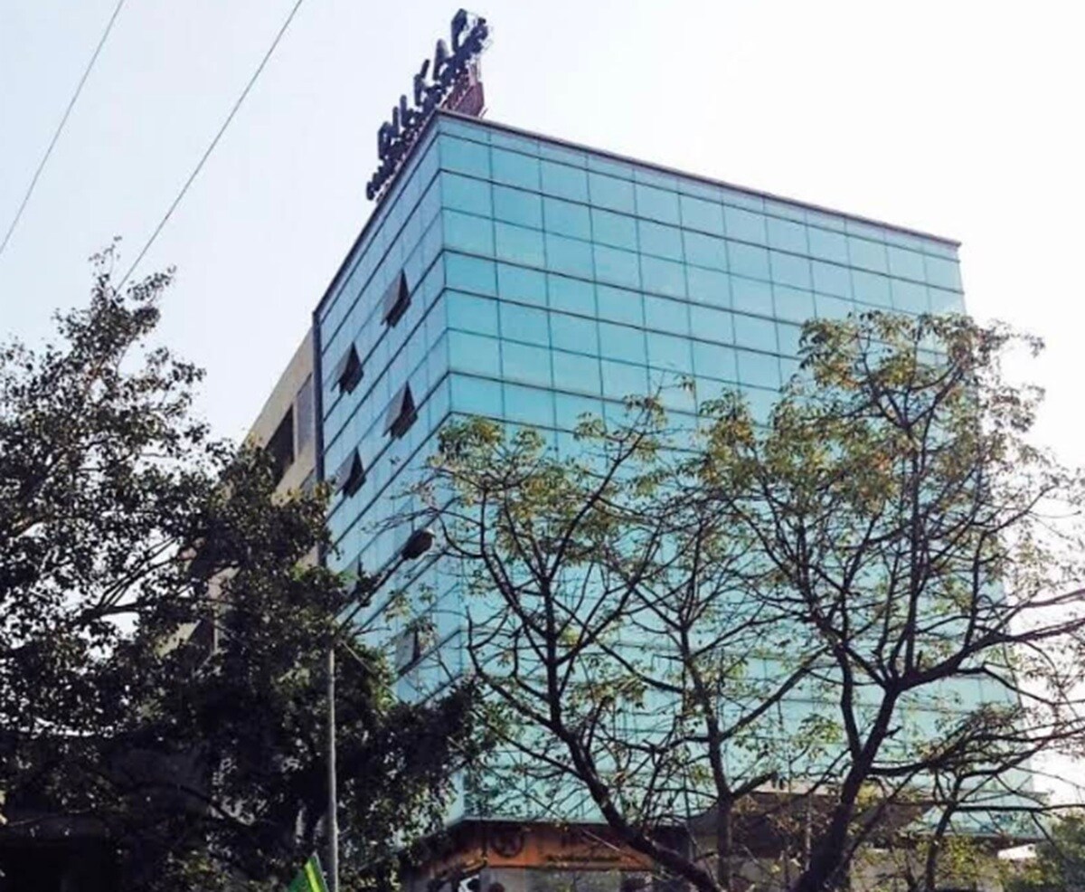 D Kapoor Dilkap Centre