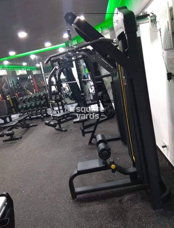 Falcon Castle Amenities-Features 1