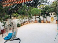 Forward House Amenities-Features