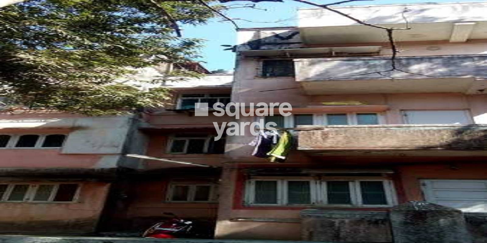 Girish Kunj Apartment Cover Image