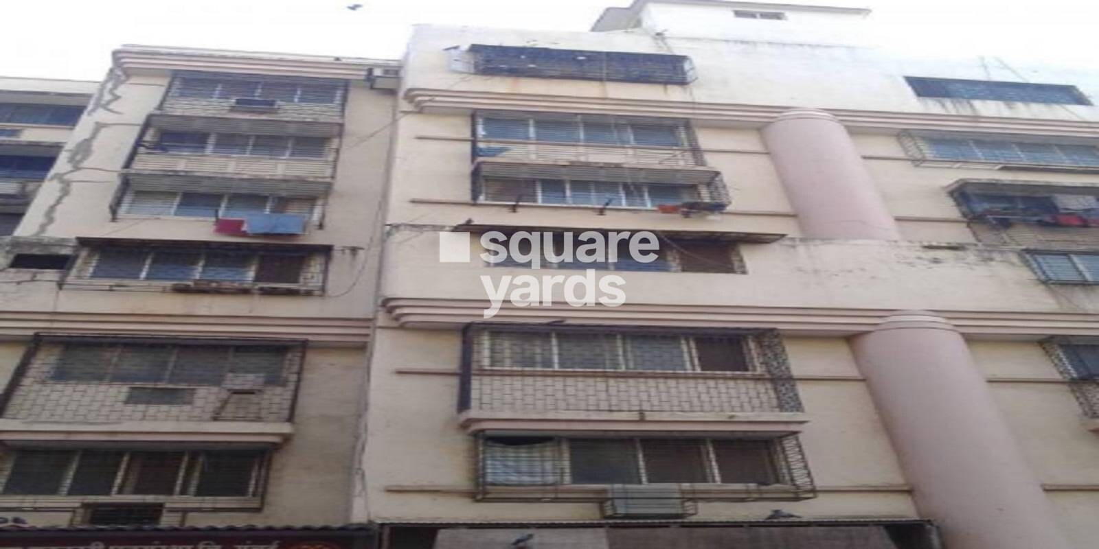 Gold Mest Apartment