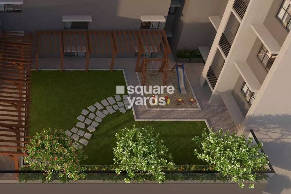 Group Satellite Elegance