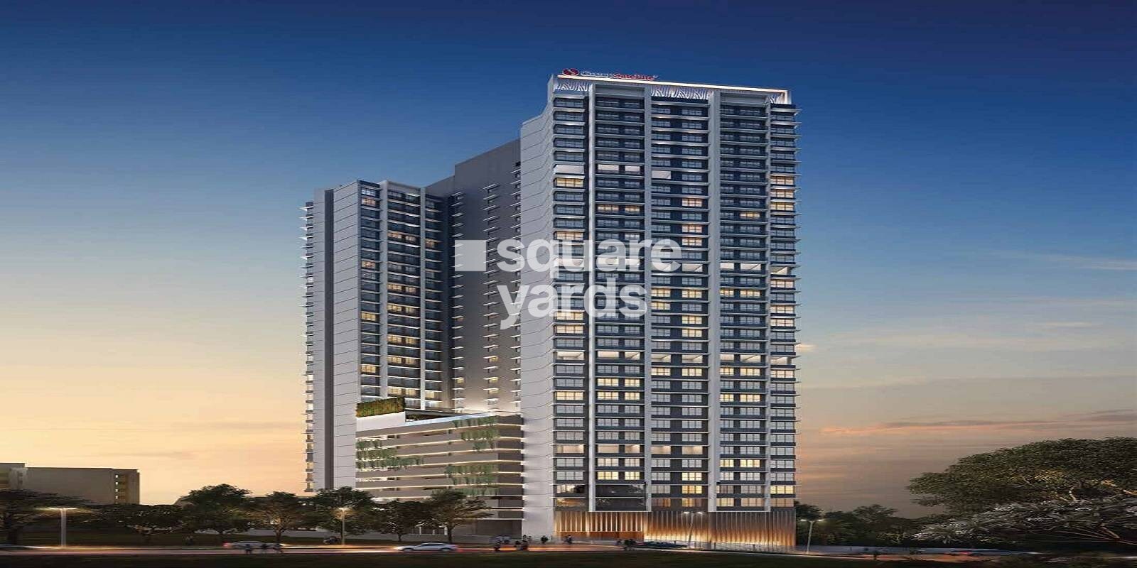 Group Satellite Elegance