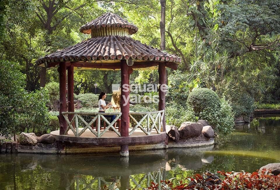 Hiranandani Regent Hill