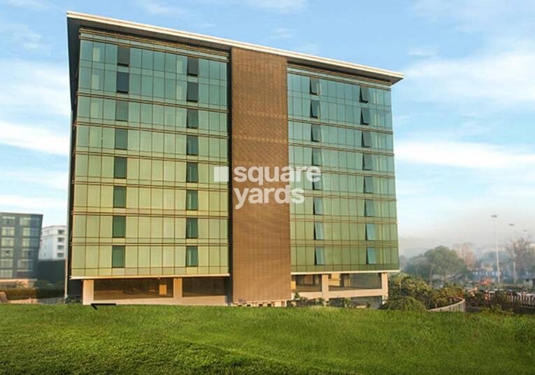 House Of Hiranandani Fulcrum Tower View 1