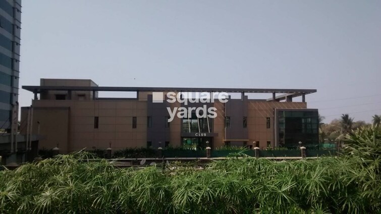 K Raheja Interface Heights Clubhouse External Image