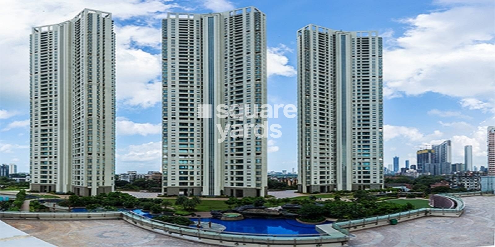 K Raheja Vivarea residential project in Mahalaxmi