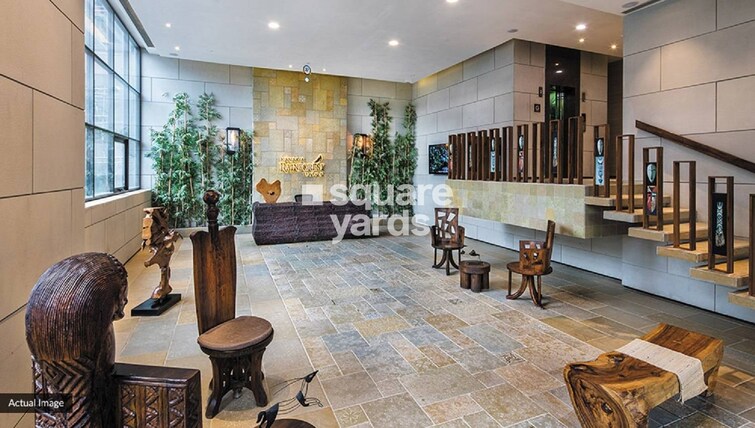 Kanakia Rainforest Waiting Lounge