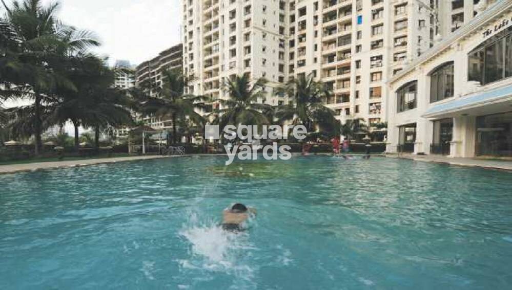 Lake Home Complex Amenities-Features 2